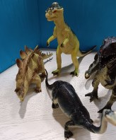 5 DINOSAURI GIGANTI