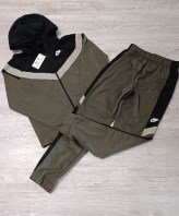 TUTA NIKE 13/15 ANNI (MAI INDOSSATA!)