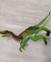 DINOSAURO (FA IL VERSO)