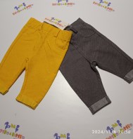 2 PAIA DI PANTALONI 3 MESI