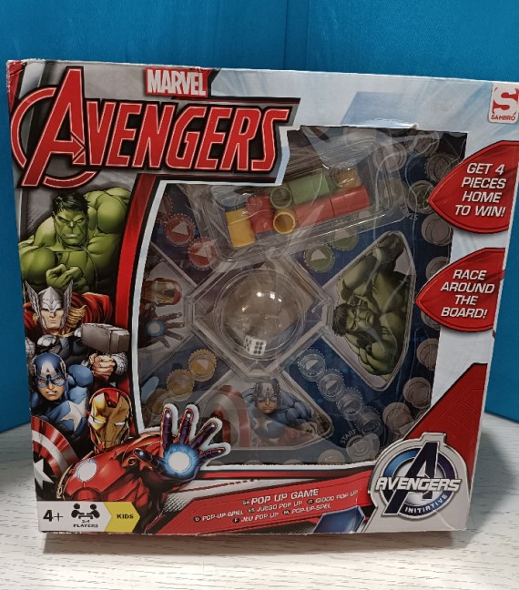 GIOCO SCATOLA AVENGERS