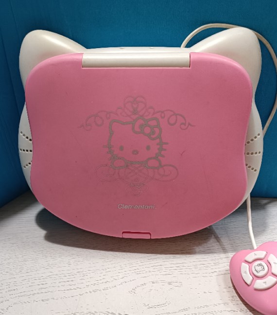 COMPUTER HELLO KITTY